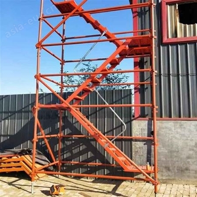 安全爬梯在建筑路橋施工中的關(guān)鍵作用與應(yīng)用場景